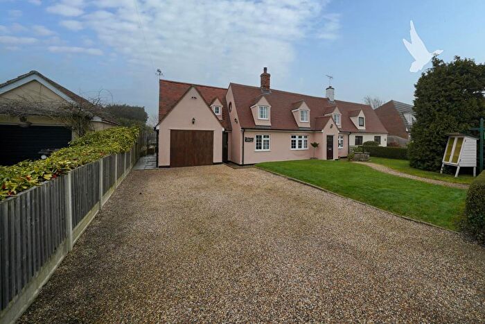 4 Bedroom House For Sale In Bradfield Road, Wix, Manningtree, CO11