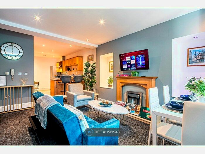 2 Bedroom Maisonette To Rent In Mowbray Street, Sheffield, S3