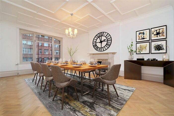 4 Bedroom Flat To Rent In Oakwood Court, Kensington, London, W14