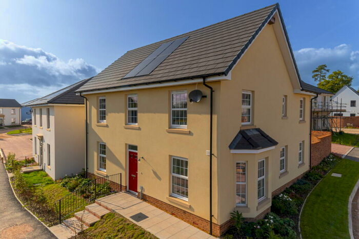 4 Bedroom Detached House For Sale In Willow Drive, Uffculme, EX15