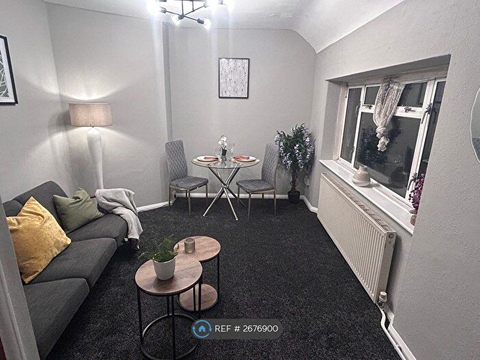 1 Bedroom Flat To Rent In Miller Road, Croydon, CR0