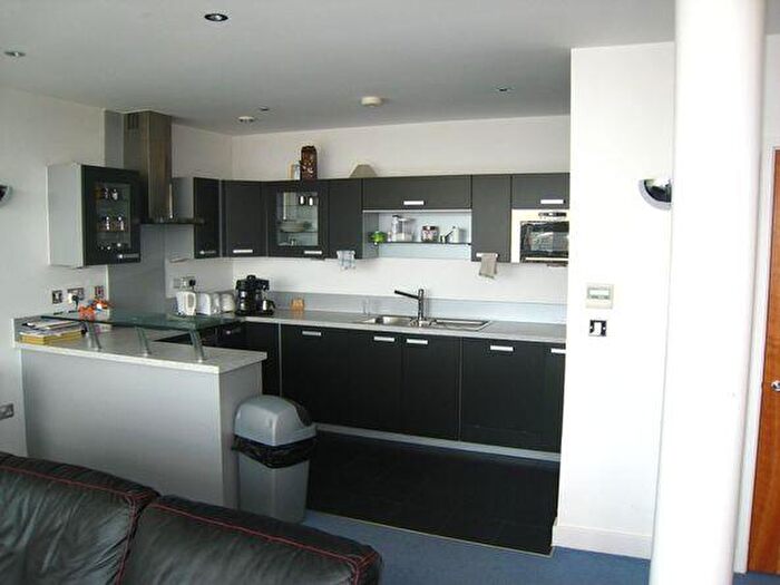 3 Bedroom Flat To Rent In Capital East Apartments, Royal Victoria Docks, Canary Wharf, London, E16