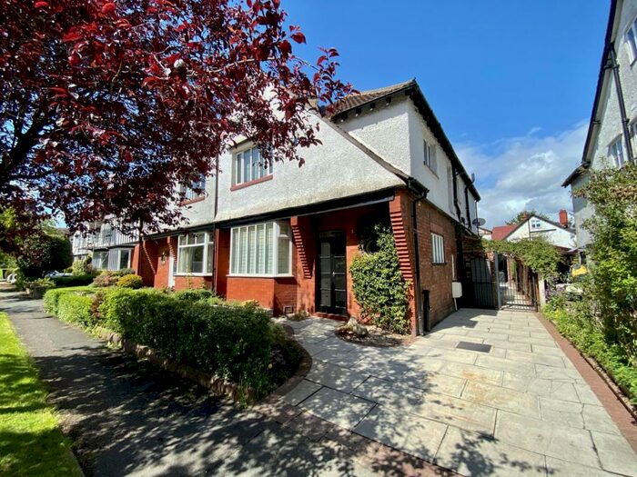 4 Bedroom Semi-Detached House To Rent In South Drive, Chorltonville, Manchester, M21