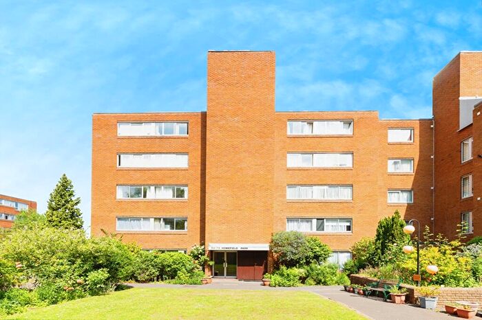 Apartment To Rent In Homefield Park, SM1