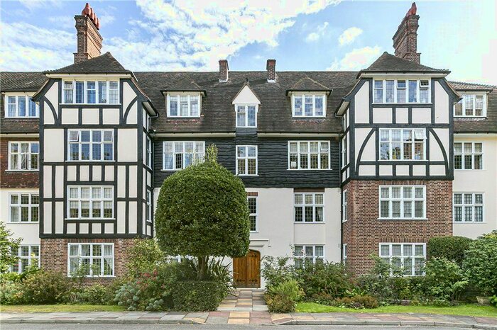 4 Bedroom Flat To Rent In Wildcroft Road, Putney, SW15