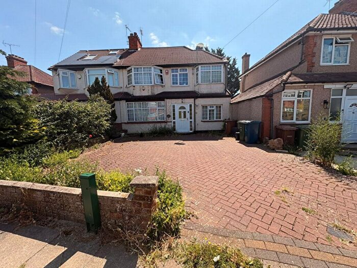 6 Bedroom Semi-Detached House For Sale In Sylvia Avenue, Pinner, HA5