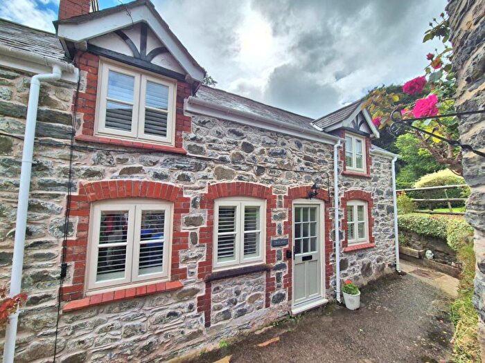 2 Bedroom Cottage For Sale In Cyffylliog, Ruthin, LL15