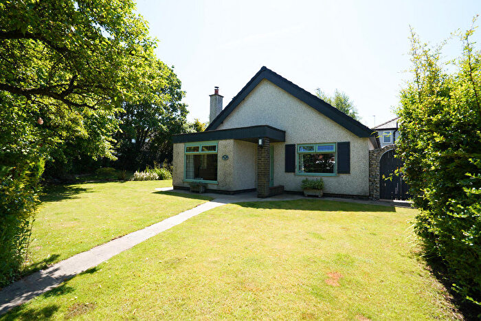 4 Bedroom Detached Bungalow For Sale In Tarn Road, Thornton-Cleveleys, FY5