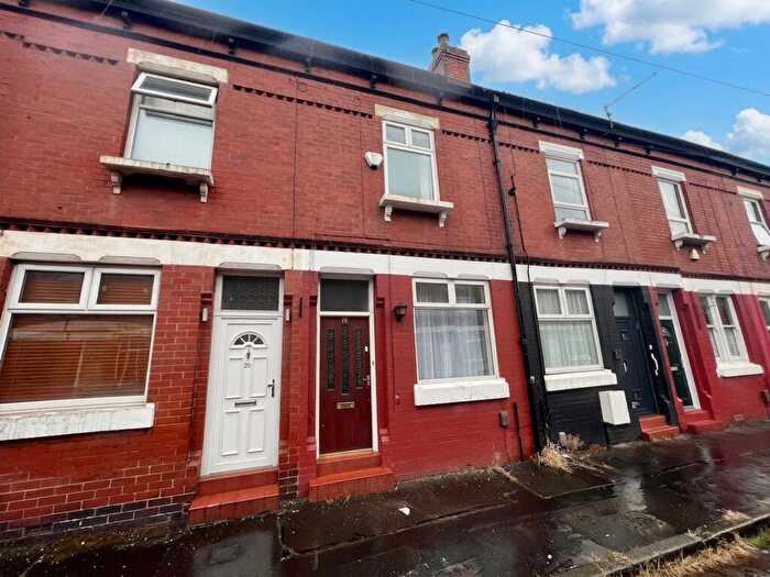 2 Bedroom Terraced House To Rent In Thorn Grove, Manchester, M14