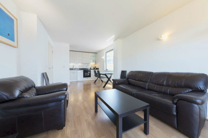 2 Bedroom Apartment To Rent In Montana Building, Deals Gateway, Deptford, London, SE13