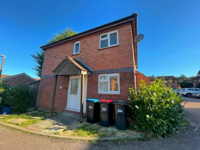 2 Bedroom End Of Terrace House To Rent In Bingham Close, Emerson Valley, Milton Keynes, MK4