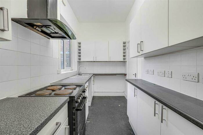 2 Bedroom Flat For Sale In Cranhurst Road, NW2