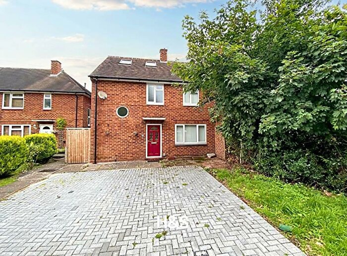 4 Bedroom Semi-Detached House To Rent In Grove Road, Solihull, B91