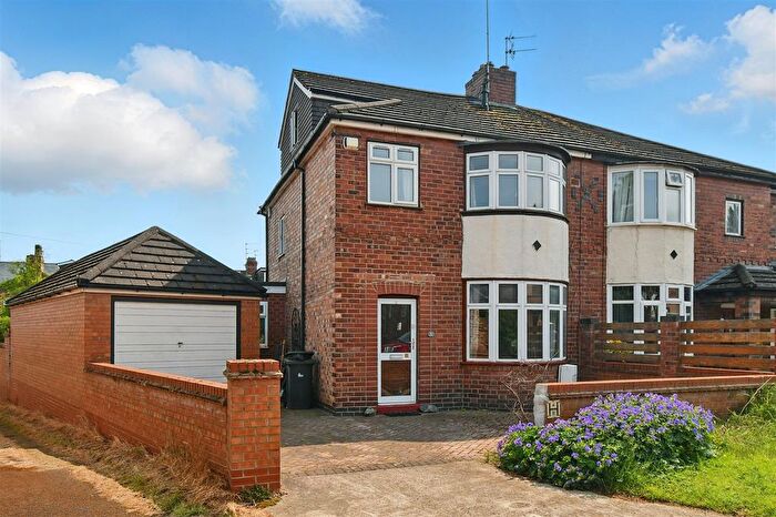 4 Bedroom Semi-Detached House For Sale In New Lane, Holgate, York, YO24