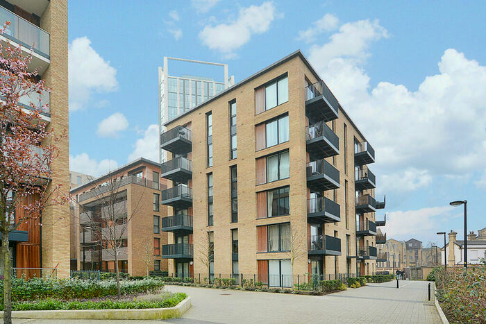 2 Bedroom Apartment To Rent In Brampton House, Maple Quays, SE16