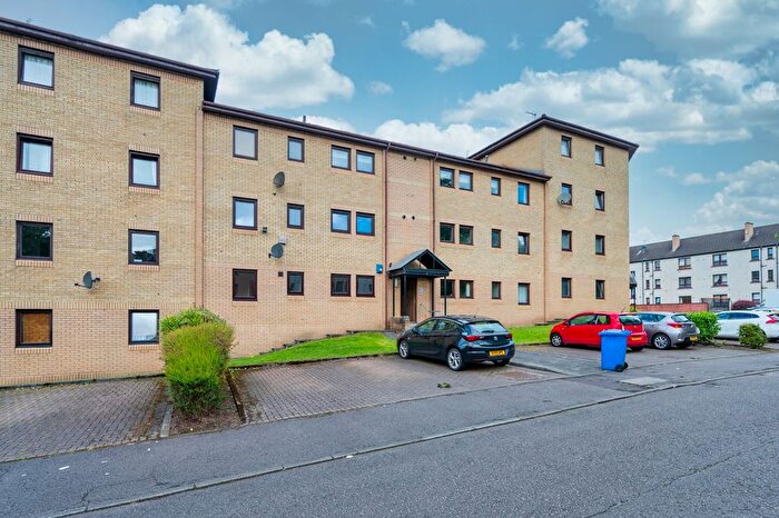 2 Bedroom Flat To Rent In Kelvindale Gardens, Glasgow, North Kelvinside, G20