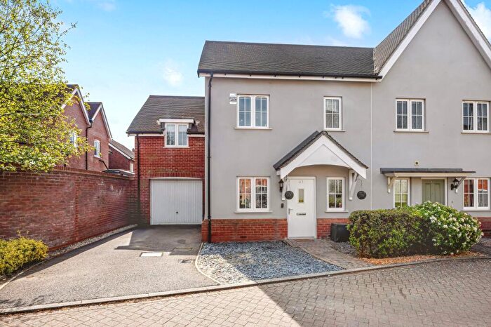 3 Bedroom Semi-Detached House For Sale In Churchill Way, Broadbridge Heath, RH12