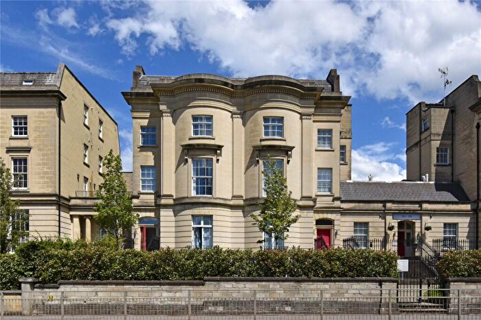 2 Bedroom Apartment To Rent In Kings Road, Reading, RG1