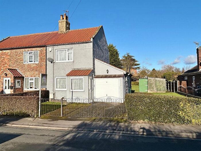 2 Bedroom Semi-Detached House For Sale In Sand Lane, Osgodby, Selby, YO8