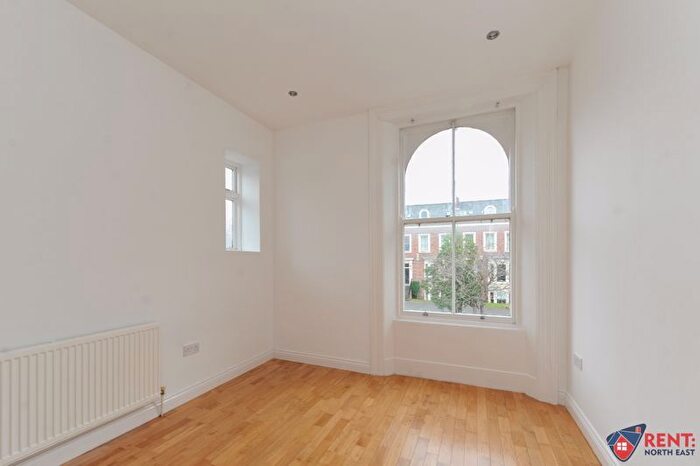 2 Bedroom Maisonette To Rent In The Grove, Sunderland, SR2