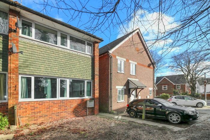 2 Bedroom Terraced House To Rent In Blue Line Lane, Town Centre, Ashford, TN24