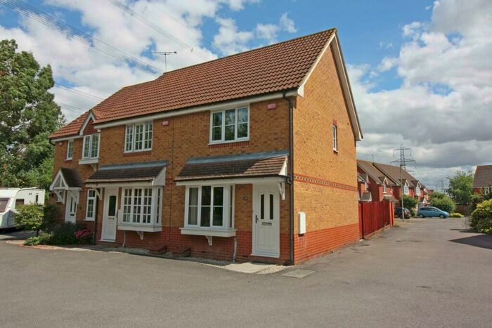 2 Bedroom End Of Terrace House To Rent In Chinnock Brook, Didcot, OX11