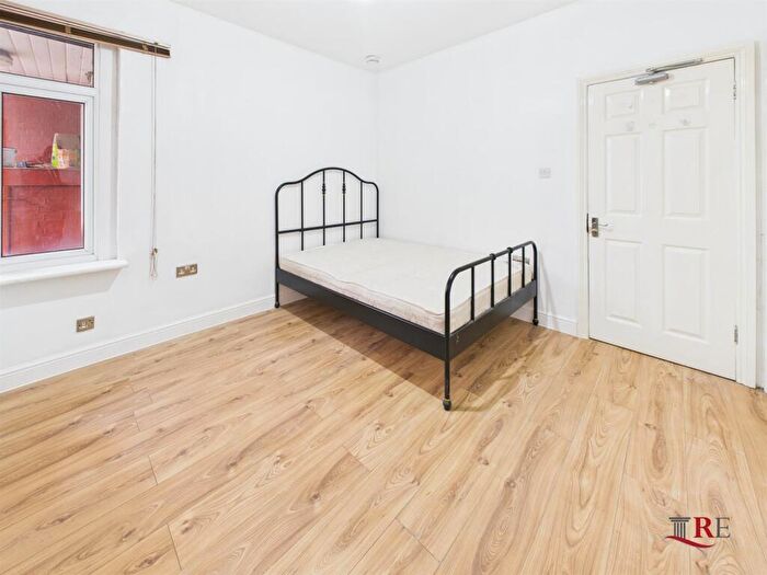 1 Bedroom Flat To Rent In Melrose Avenue, London, NW2