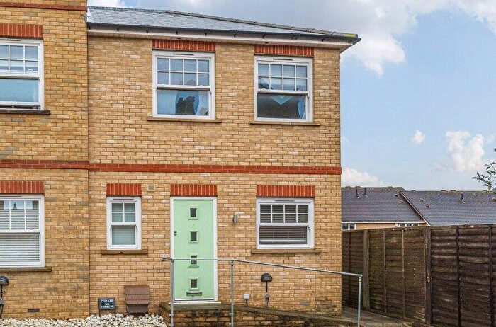 2 Bedroom End Of Terrace House For Sale In Viscount Mews, Chislehurst, Kent, BR7