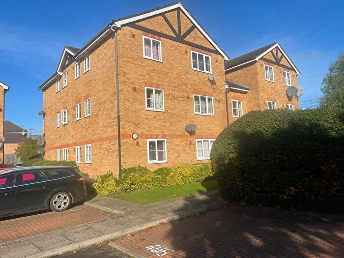 1 Bedroom Apartment To Rent In Maplin Park, Langley, Berkshire, SL3