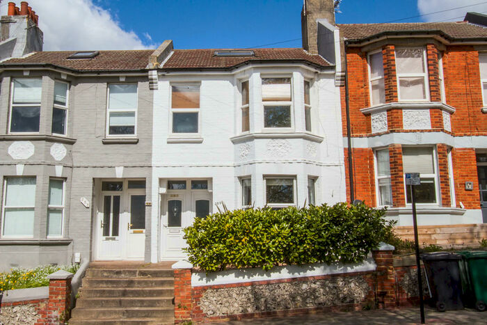 2 Bedroom Apartment To Rent In Bear Road, Brighton, BN2