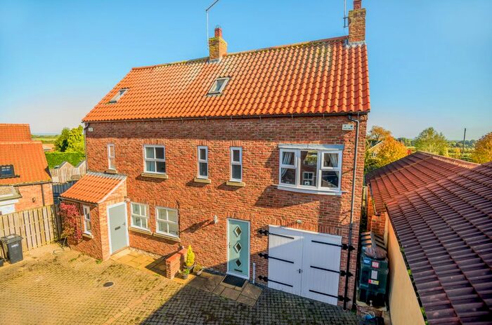 2 Bedroom Semi-Detached House For Sale In The Cobbles, Whixley, York, North Yorkshire, YO26