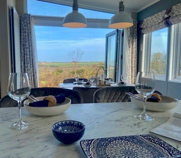 3 Bedroom Lodge For Sale In Goonhavern, Truro, TR4