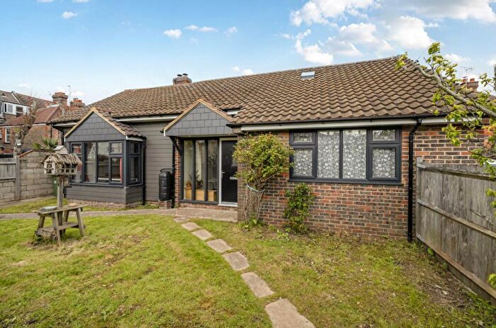 2 Bedroom Detached Bungalow For Sale In Hook Lane, Bognor Regis, PO22
