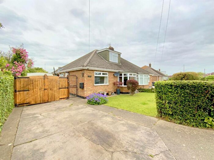 3 Bedroom Semi-Detached Bungalow For Sale In Baron Avenue, New Waltham, DN36