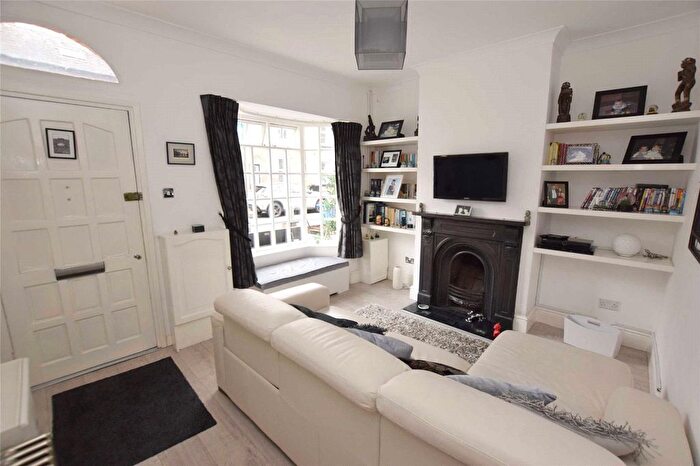 3 Bedroom Terraced House For Sale In Byrom Street, Altrincham, Greater Manchester, WA14
