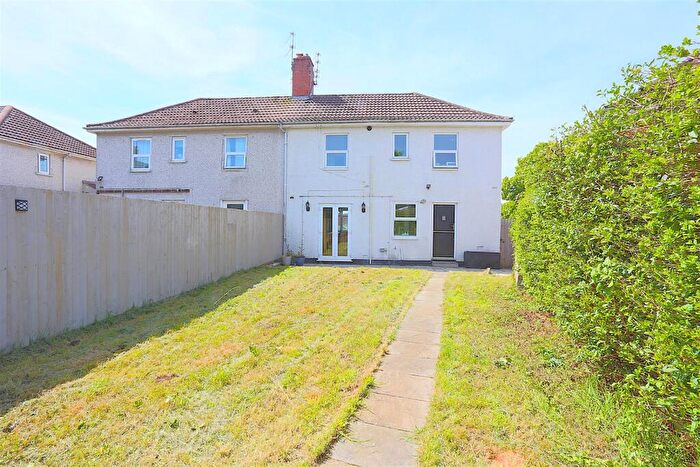 3 Bedroom Semi-Detached House For Sale In Springfield Avenue, Shirehampton, Bristol, BS11