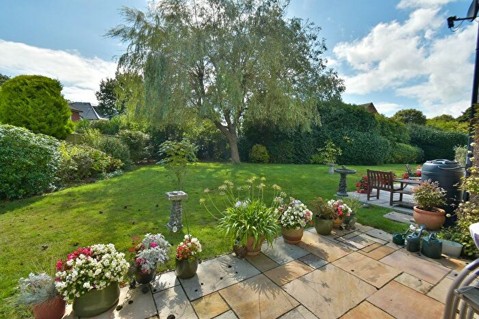 2 Bedroom Flat For Sale In Collington Lane West, Bexhill-On-Sea, TN39