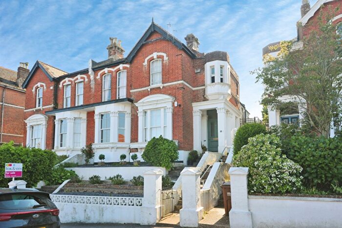 3 Bedroom Flat For Sale In Linton Road, Hastings, TN34