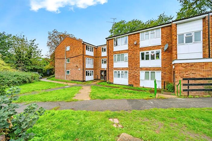 1 Bedroom Flat For Sale In Kimpton Close, Hemel Hempstead, HP2