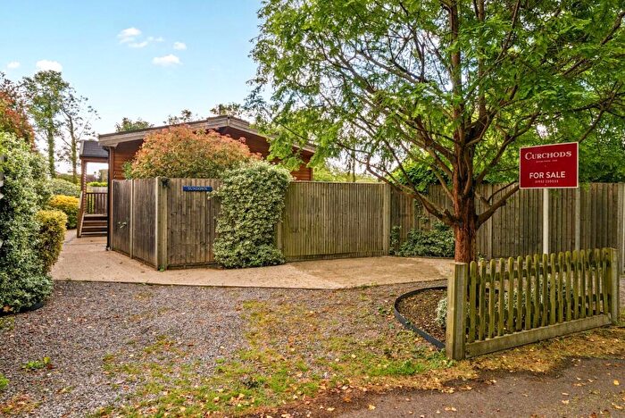 2 Bedroom Detached House For Sale In Laleham Reach, Chertsey, KT16