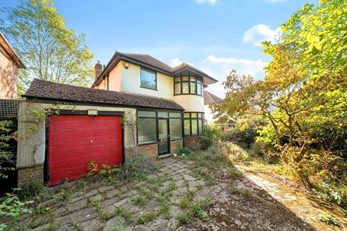 3 Bedroom Detached House For Sale In The Avenue, Beckenham, Kent, BR3