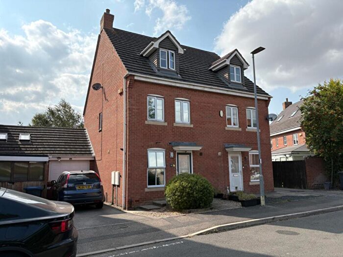 3 Bedroom Semi-Detached House For Sale In Russett Close, Barwell, LE9