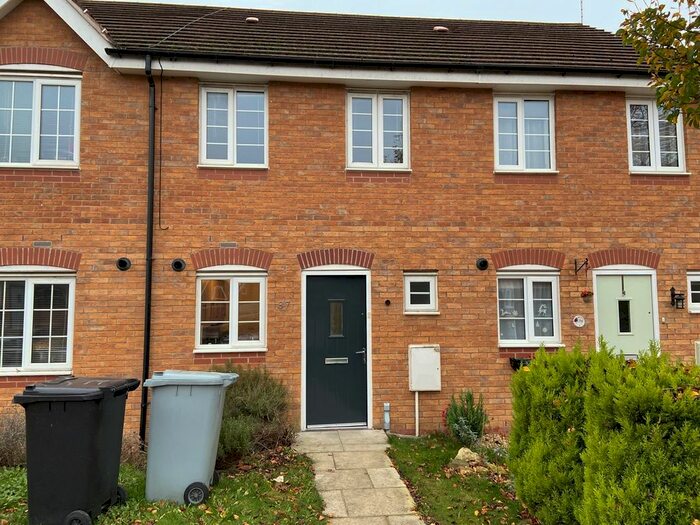 2 Bedroom Terraced House To Rent In Hathersage Close, Grantham, NG31