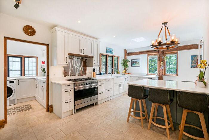 4 Bedroom Detached House To Rent In Reigate Road, Leatherhead, KT22