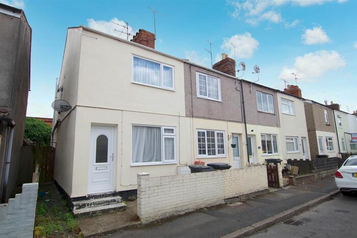 2 Bedroom End Of Terrace House To Rent In Hawkins Street, Rodbourne, Swindon, SN2