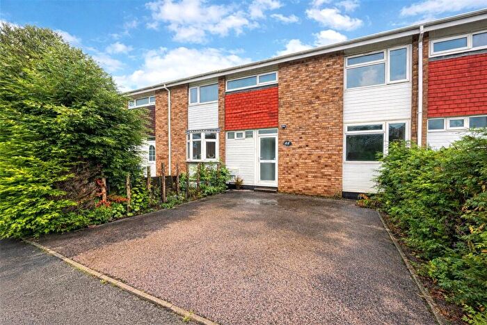 3 Bedroom Terraced House For Sale In Elizabeth Drive, Tamworth, Staffordshire, B79