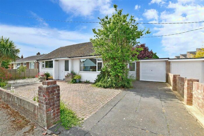 2 Bedroom Detached Bungalow For Sale In Harman Avenue, Lympne, Hythe, Kent, CT21