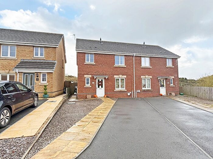 3 Bedroom Semi Detached House For Sale In St. Ilid's Meadow, Llanharan, Pontyclun., CF72