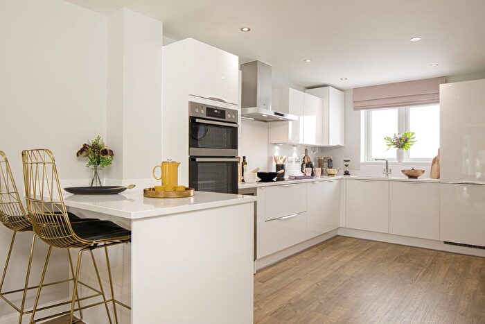 4 Bedroom Detached House For Sale In "Wichelstray" At Scott Way, Swindon, SN1