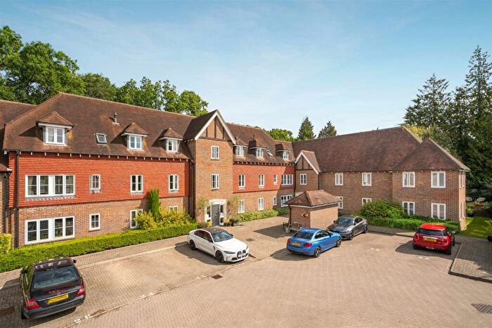 2 Bedroom Apartment To Rent In Highgrove Avenue, Ascot, SL5